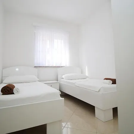 Apartment Adriana